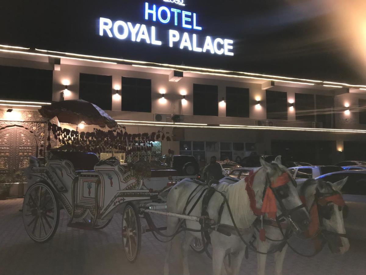 Hotel Royal Palace Rawalpindi Exteriör bild